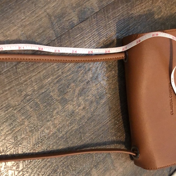 Claudia Canova Tan Flip Over Cross Body Bag - Picture 10 of 10